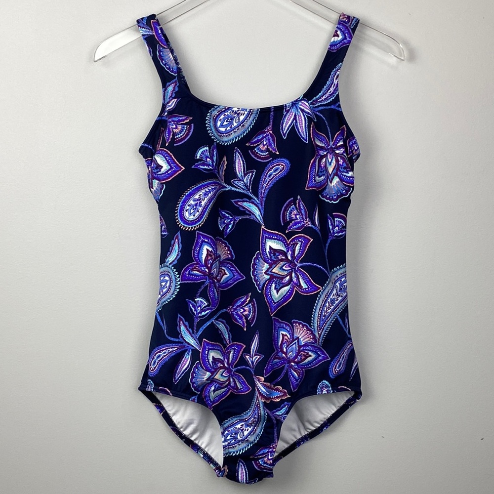 Lands’ End One-Piece Swimsuit Sz 8